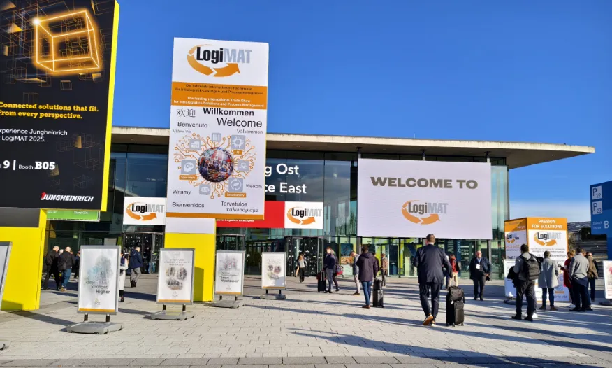 WONTONNE Forklift Attachments Make a Splendid Appearance at LogiMAT 2025