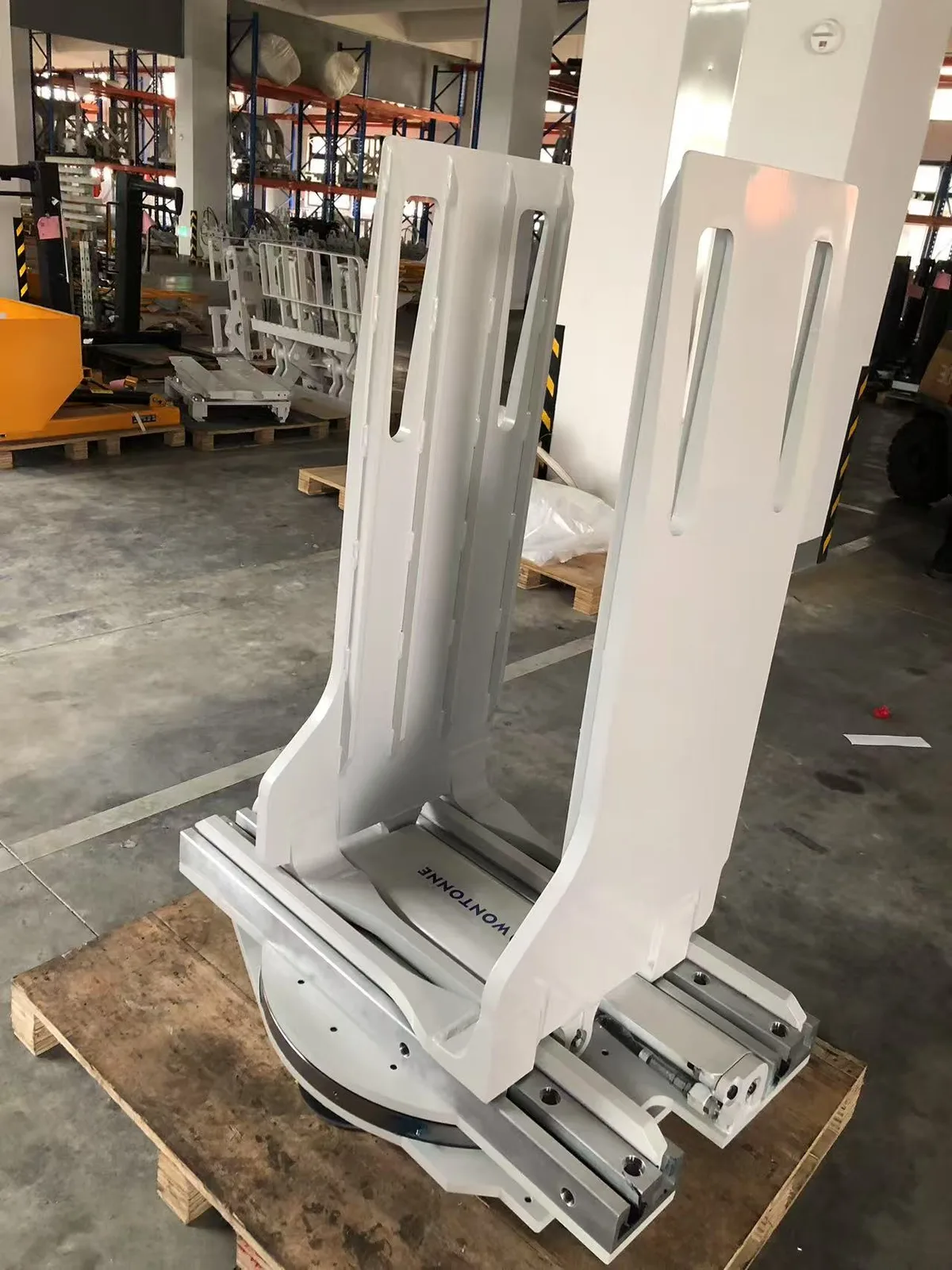 Bale clamp – E series- revolving - 2