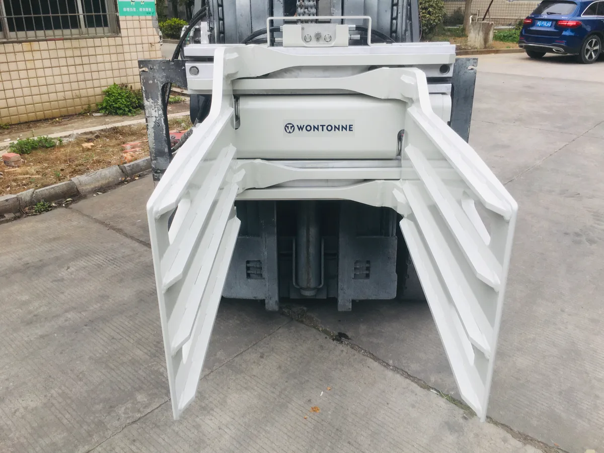 Bale clamp – E series- side shifting - 11
