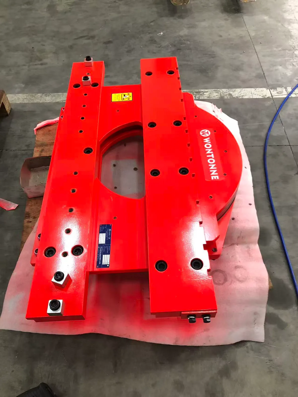 D Series Rotator, Hollow-out Type - 8