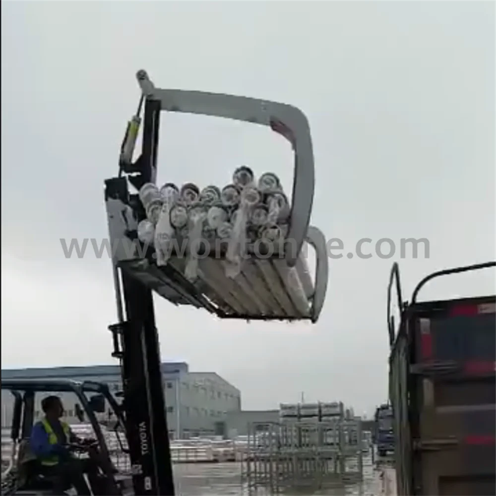 Hinged PVC Pipe Handler - 5