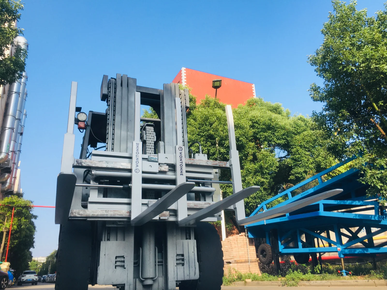 Single – Double Pallet Handler - 14