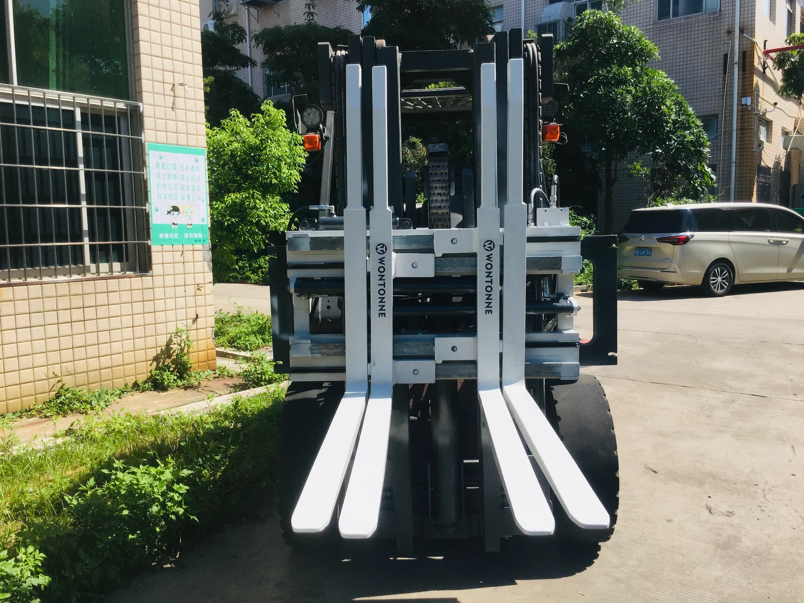 Single – Double Pallet Handler - 11